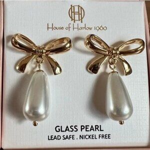 House of Harlow bow pearl earring